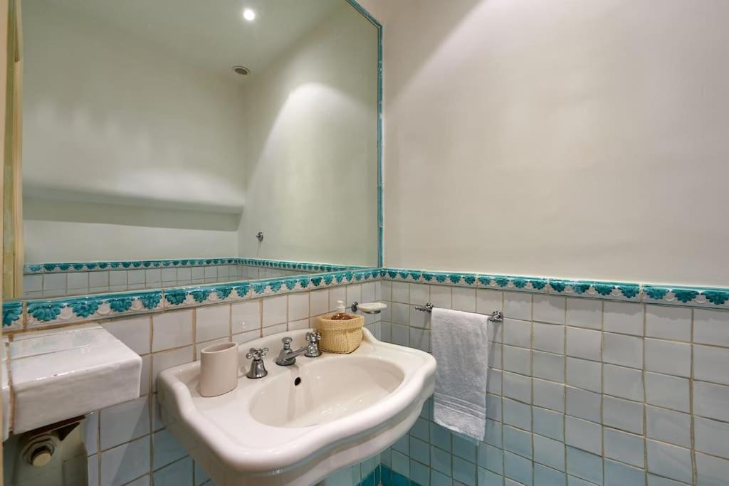 Irex - Cavour Private * Roma